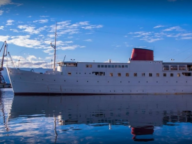 Botel Marina foto 1