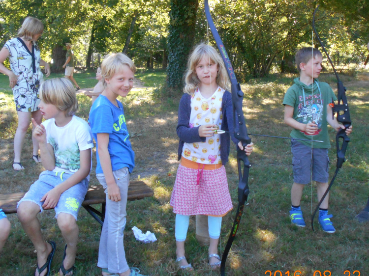 Eenoudervakantie Kamperen op landgoed in de Auvergne