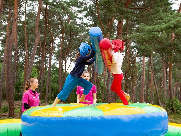 Eenoudervakantie Zomerplezier Kamperen in safaritent