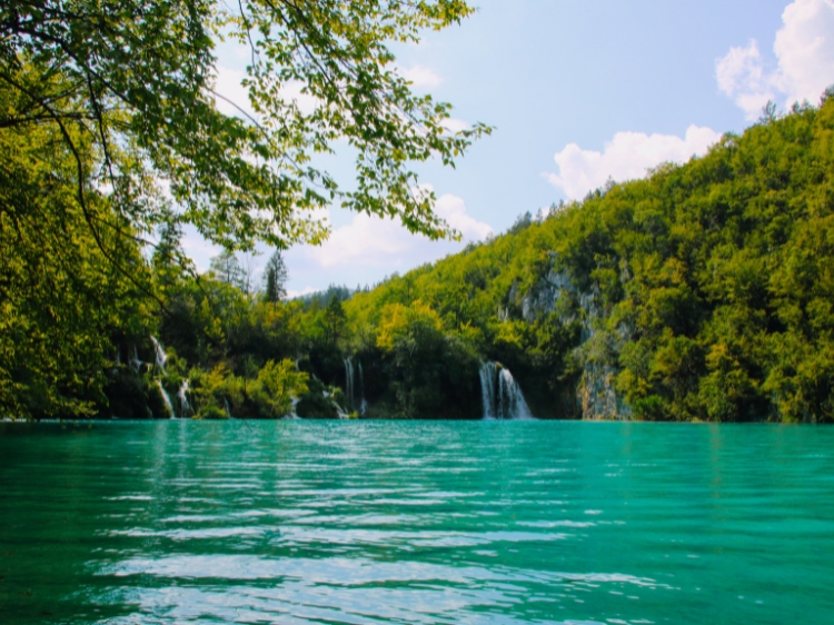 Singlereis Kamperen in Pakostane, Kroatië