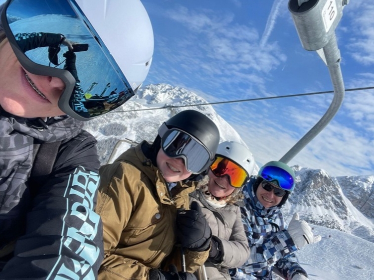 Eenoudervakantie Sneeuwplezier in Axamer Lizum