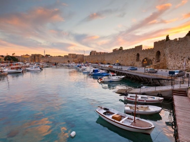 Singlereis Zon, Zee en Strand Op Rhodos