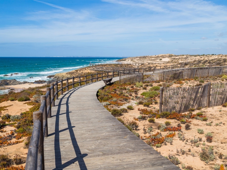 Singlereis Wandelen en Cultuur Milfontes en Lissabon