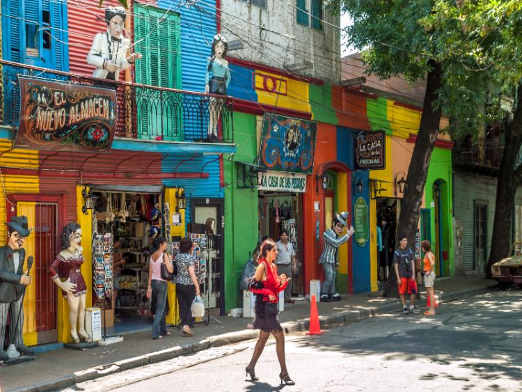 Dag 1: Vertrek - Aankomst Buenos Aires (Argentinië)
