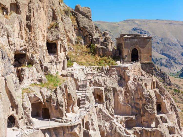 Dag 8: Akhaltsikhe – Vardzia – Gyumri