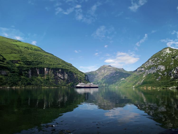 Singlereis Cruise vakantie Van Rotterdam naar Noorwegen