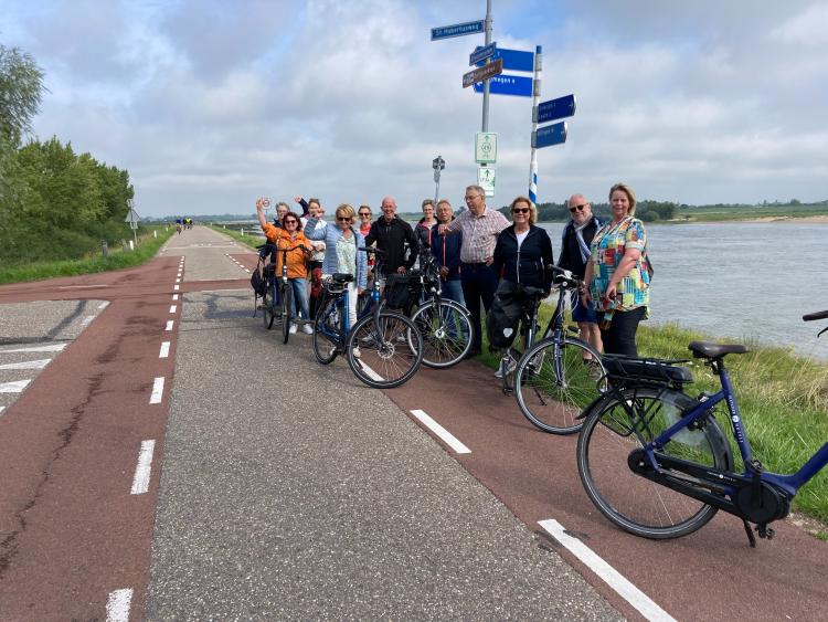 Singlereis Er even tussenuit Tussen Maas en Waal