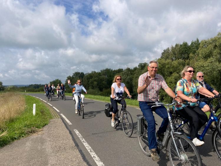 Singlereis Er even tussenuit Tussen Maas en Waal