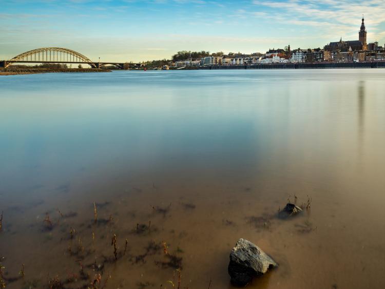 Singlereis Er even tussenuit Tussen Maas en Waal