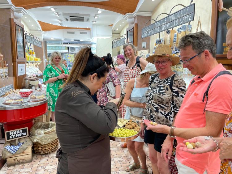 Singlereis Genieten van Zon en Cultuur Golf van Napels