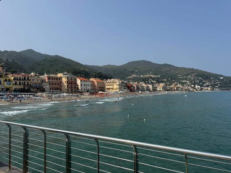 Singlereis Genieten van Zon en Cultuur aan de Bloemenrivièra