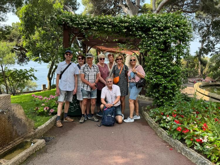 Singlereis Genieten van Zon en Cultuur aan de Bloemenrivièra