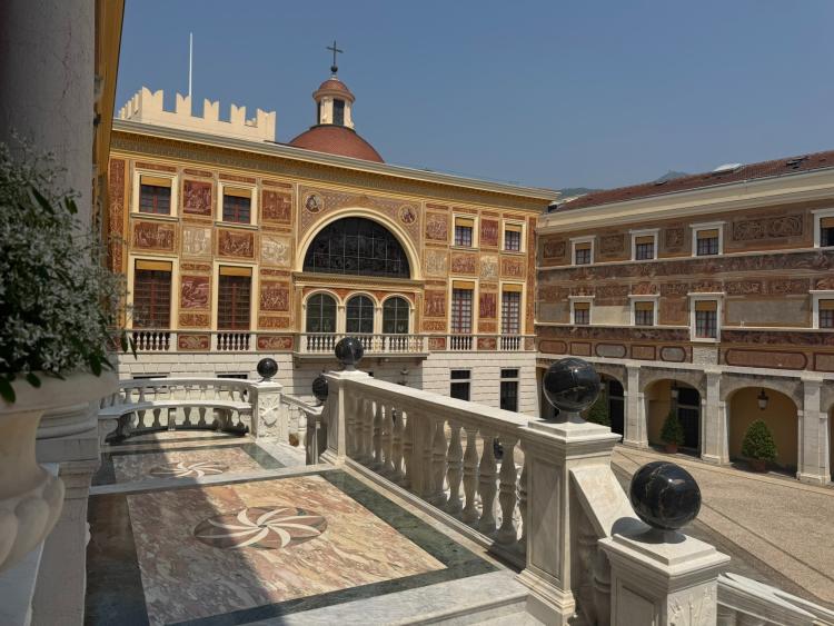 Singlereis Genieten van Zon en Cultuur aan de Bloemenrivièra