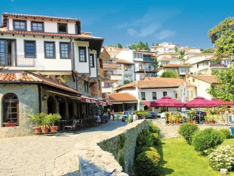Singlereis Genieten van Zon en Cultuur In Gabrovo, Noord-Macedonië
