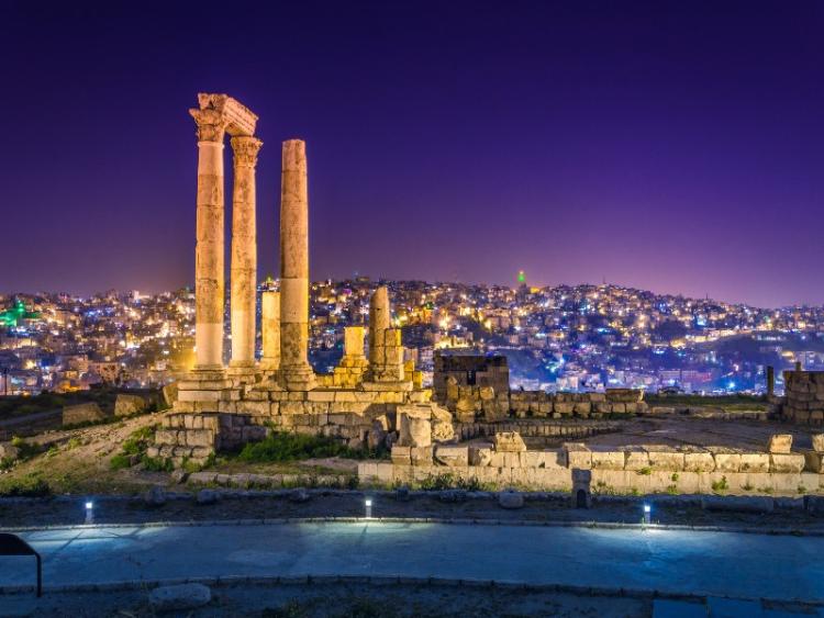 Dag 1: Vertrek - Aankomst Amman
