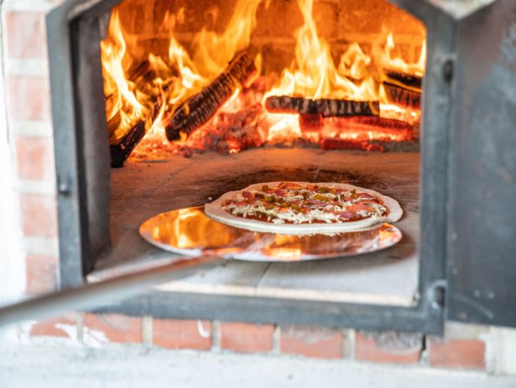 Singlereis Kamperen (HBO-WO) Aan het meer van Bujaleuf in Frankrijk