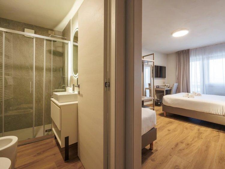 Lift Hotel foto 1