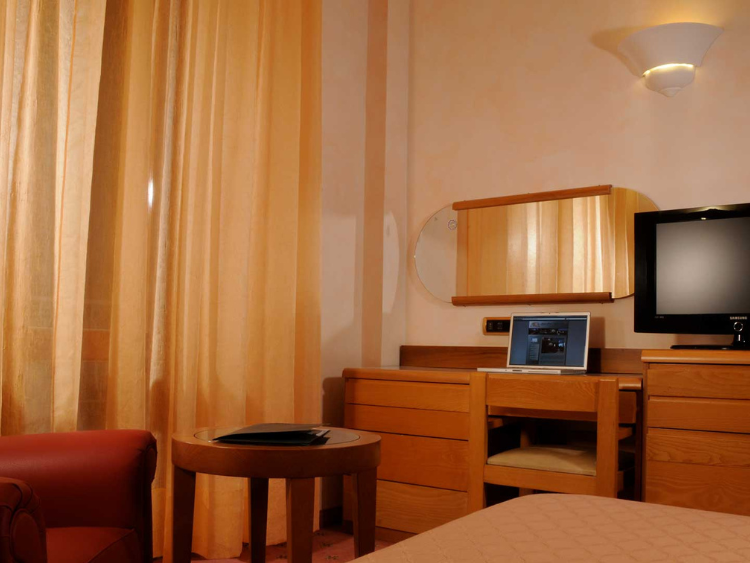 Grandhotel Ambasciatori 3* foto 3