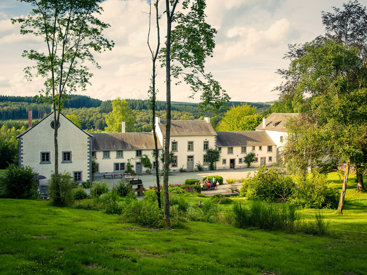 Singlereis Weekendjeweg XL (HBO-WO) Landhuis in St. Hubert - Ardennen