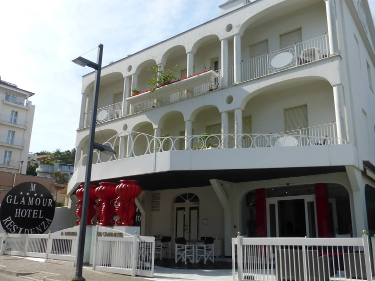 3* M Glamour Hotel foto 2