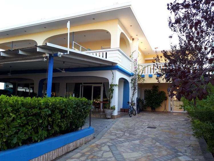Hotel Roxani en dependance foto 2